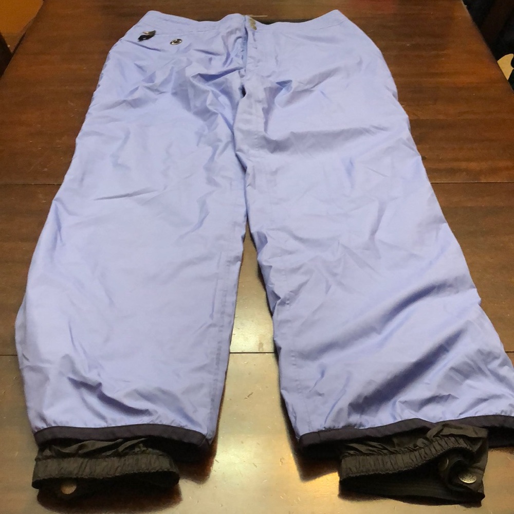 Burton Womens L snowboarding pants.